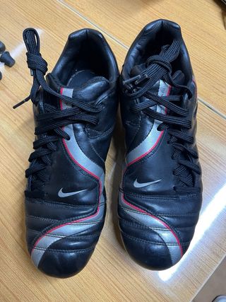 Nike Total 90 Shift GS (2006) – Negras