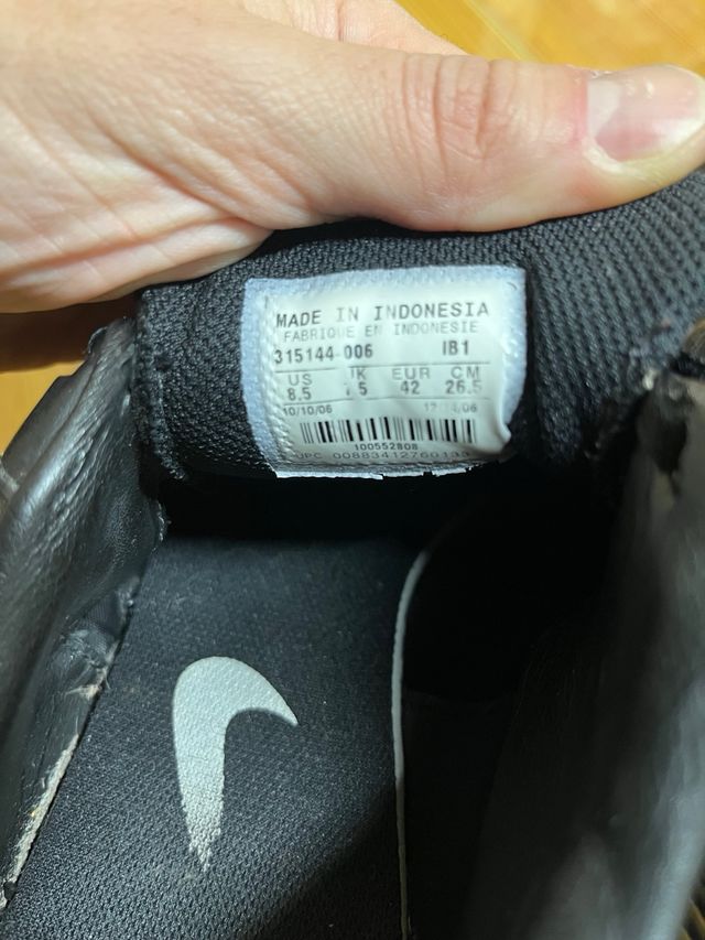 Nike Total 90 Shift GS (2006) – Negras