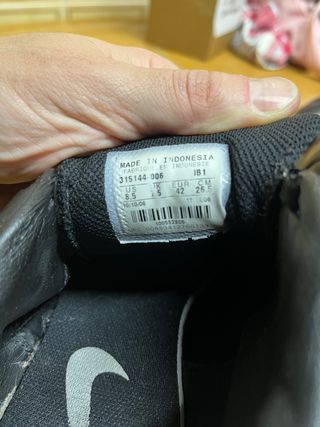 Nike Total 90 Shift GS (2006) – Negras