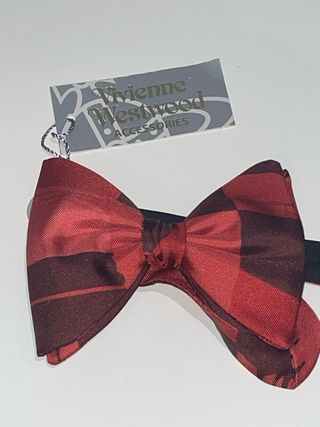 Pajarita de seda Vivienne Westwood Roja Burdeos