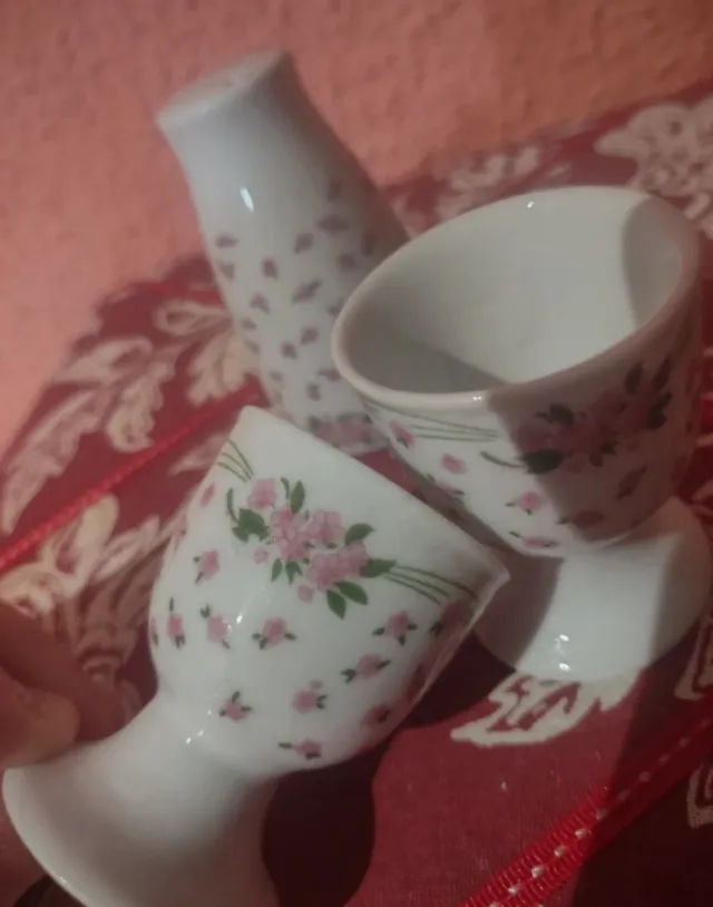 Vintage,Salero y 2 hueveras de cerámica