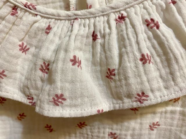 Camisa niña con estampado floral