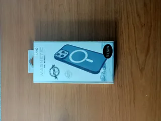 3 Fundas Magnéticas YIXIN iPhone 12 Pro