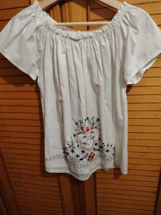 Camisa blanca mujer escote Bardot