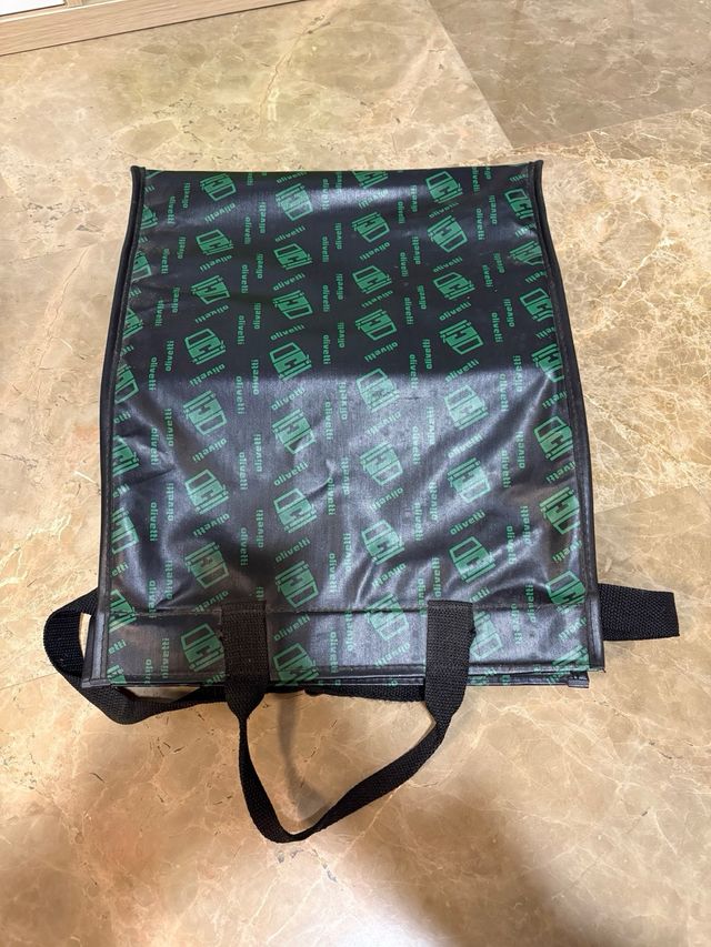 Máquina de escribir Olivetti College Roja