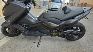 Yamaha T-Max 530