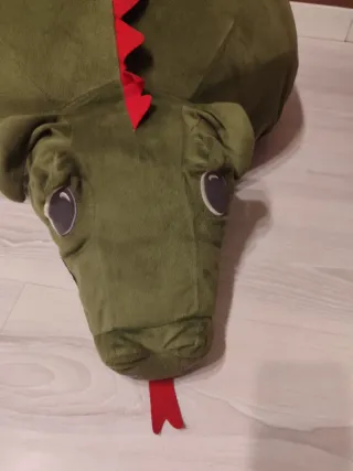 Puff/Cojín Dragón Ikea Verde y Rojo