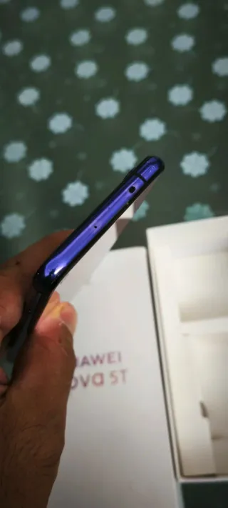 Huawei nova 5T
