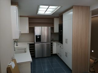 CARPINTERO DE MADERA