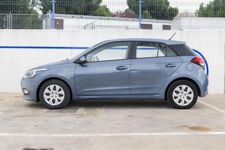 Hyundai i20   1.2 MPI Essence