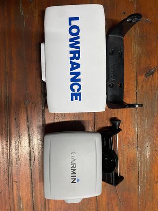 Sonda Lowrance + GPS Garmin para barco