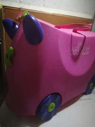 Maleta infantil Trunki rosa con ruedas