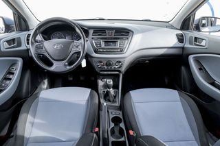 Hyundai i20   1.2 MPI Essence