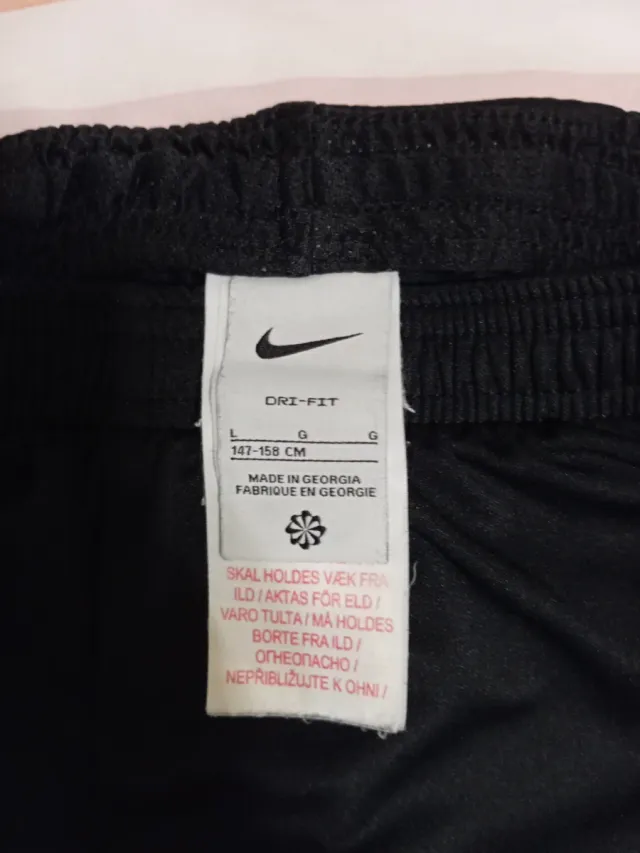 Calzonas deportivas Nike negras talla M