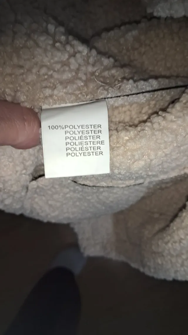 Chaqueta marrón forrada beige