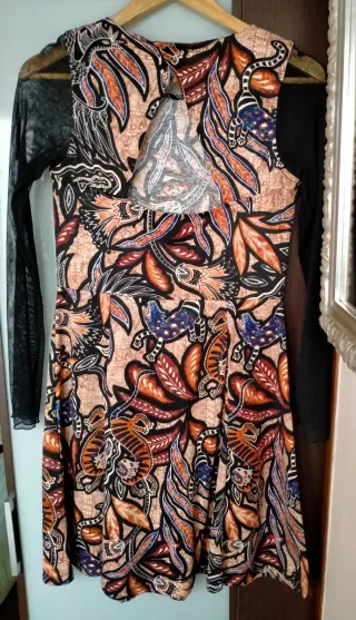 Vestido H&M estampado manga larga