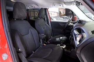 Jeep Renegade   1.3G 110kW Longitude 4x2 DDCT