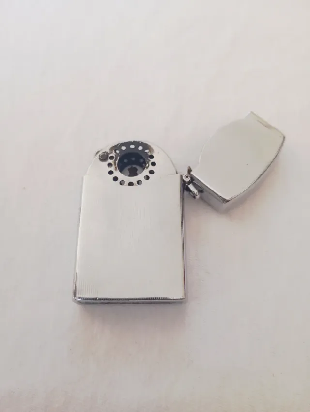 Isquejador Zenith à prova de vento, prateado.