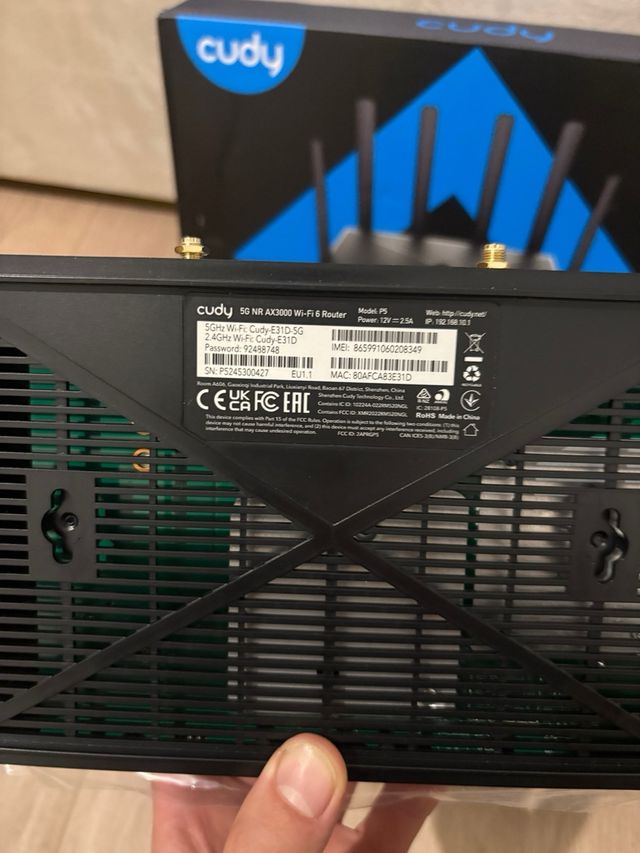 Router per interni Cudy P5 5G NR con NSA WiFi 6