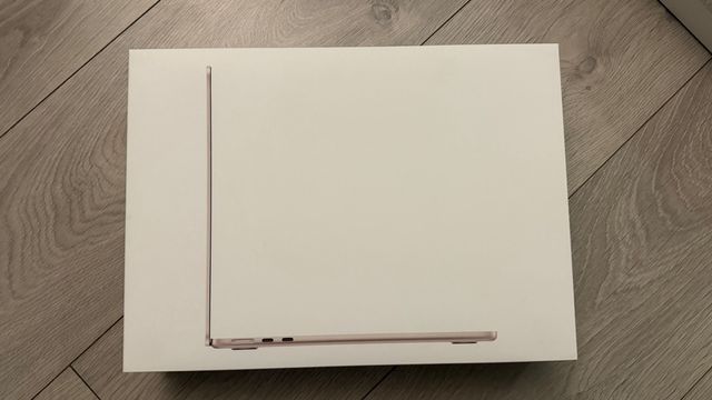 Caja MacBook Air vacía