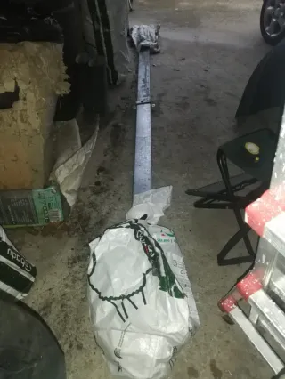 Portón abatible metálico 2.33x2.33