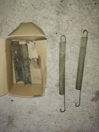 Portón abatible metálico 2.33x2.33