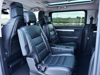 Opel Zafira Life 2.0 180cv M BUSINESS ELEGANCE AUTOMÁATICO con TECHO PANORÁMICO!