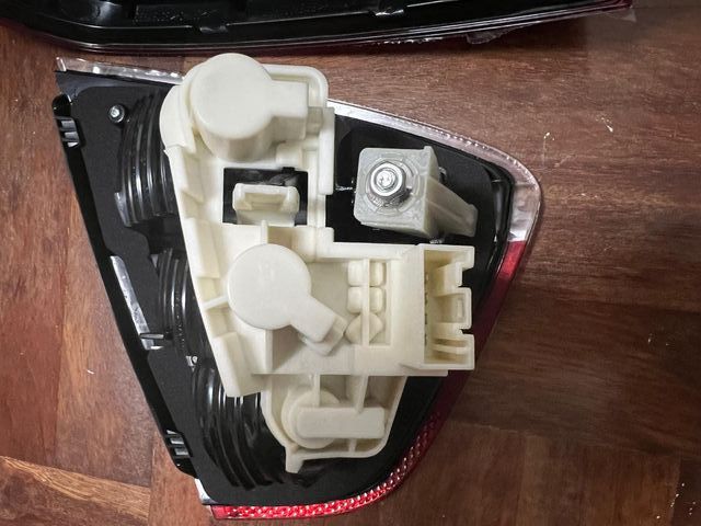 Pilotos Traseros BMW E90 Black Line Originales