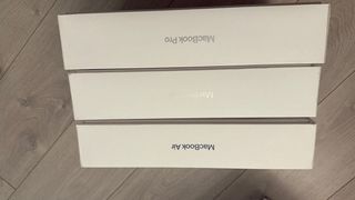 3 Cajas MacBook Pro y MacBook Air Vacías