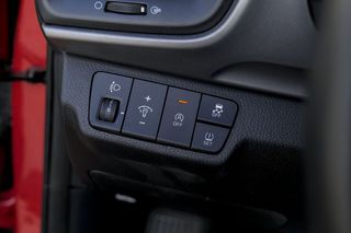 Kia Stonic   1.2 DPi 62kW 84CV Concept