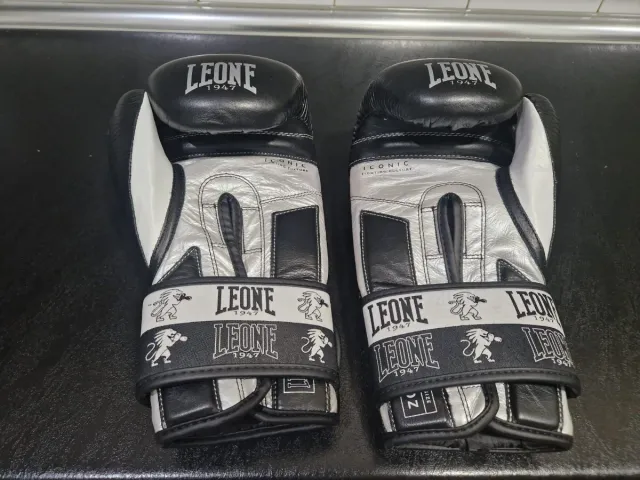 Guantes de boxeo Leone 1947 negros 16 oz