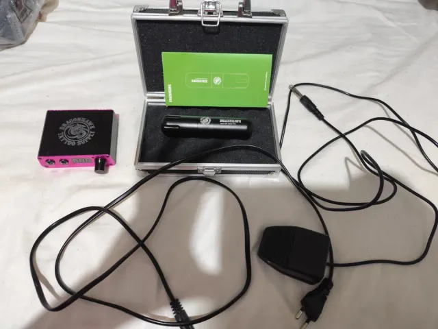 Maquina de tatuar dragonhawk y fuente