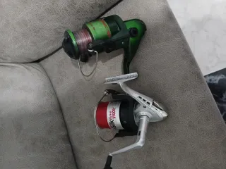 2 carretes de pesca + caña 4.50m