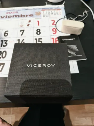 Reloj Viceroy Negro y Dorado