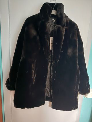 Chaquetón Zara Negro Talla S tiene Dos Bolsillos