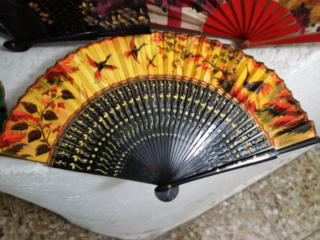Lote de 5 abanicos antiguos