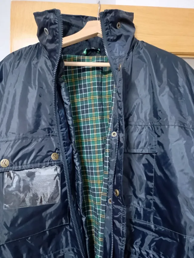 Abrigo de trabajo azul