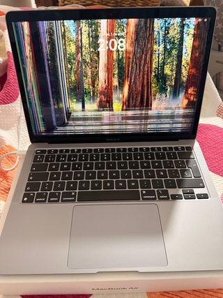 MacBook Air 13 M1 8GB RAM 512GB SSD