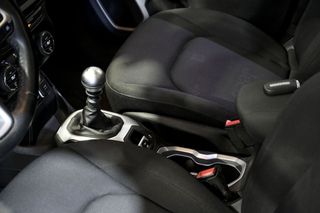 Jeep Renegade   1.3G 110kW Longitude 4x2 DDCT