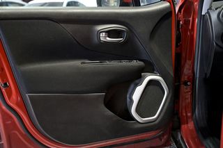 Jeep Renegade   1.3G 110kW Longitude 4x2 DDCT