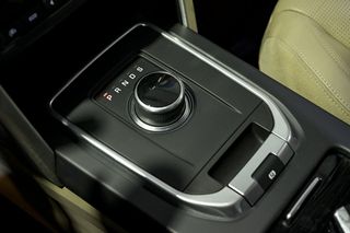 Land-Rover Discovery Sport LAND-ROVER 2.0L TD4 132kW 180CV 4x4 HSE