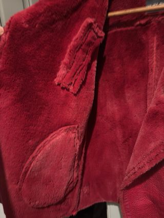 Chaqueta Bershka pelo sintético roja Talla M