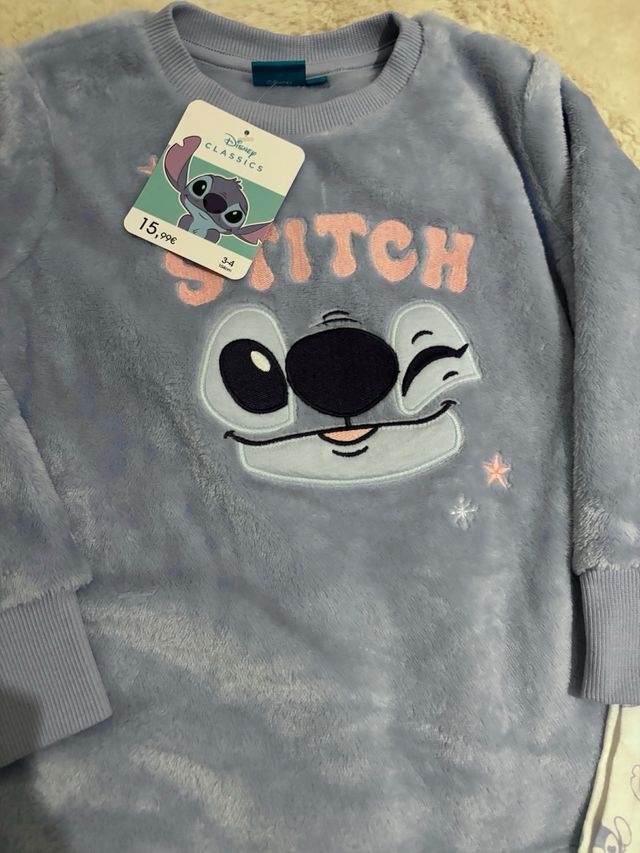 Pijama de Stitch Disney Talla 3-4 años