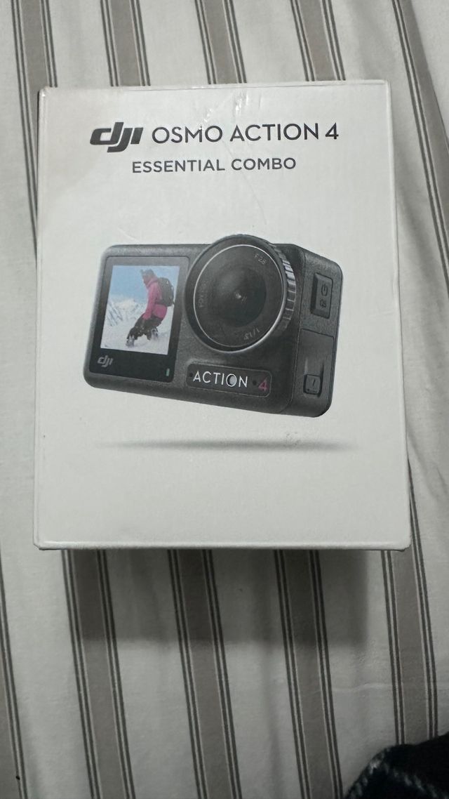 DJI Osmo Action 4 Essential Combo
