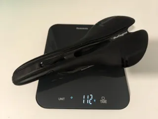 Sillín Balugoe carbono ultraligero