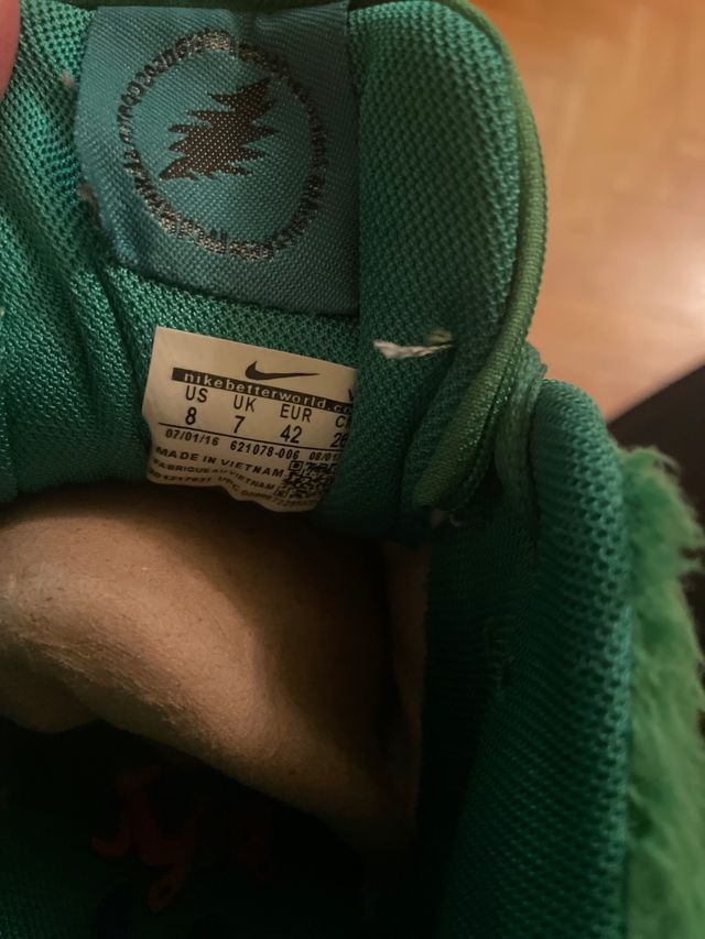 Nike SB Dunk Low Grinch Talla 42