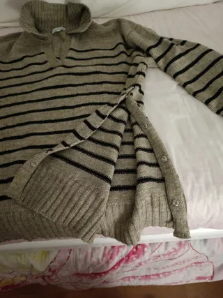 Jersey premamá rayas beige y negro.