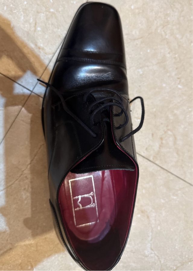 Zapatos Derby Negros de Cordón