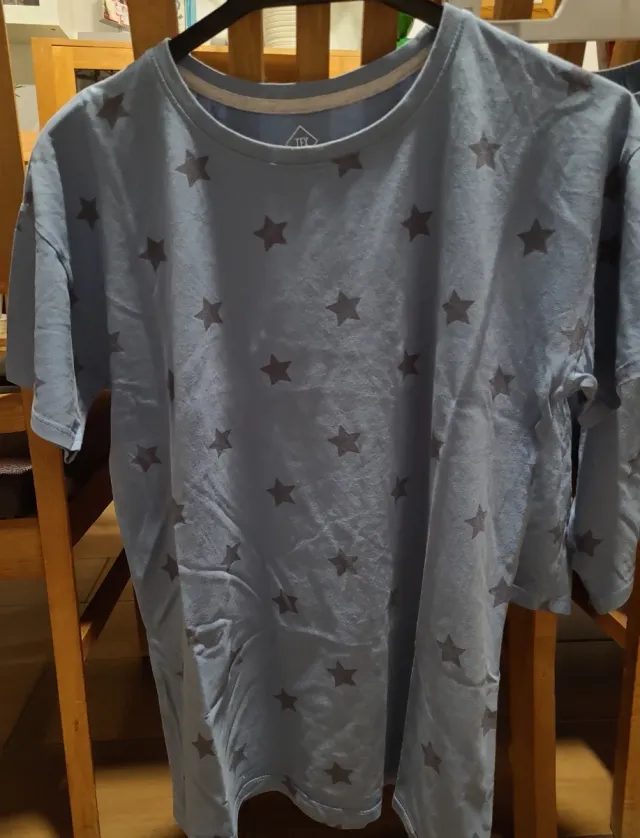 Pigiama corto bambino con stelle blu