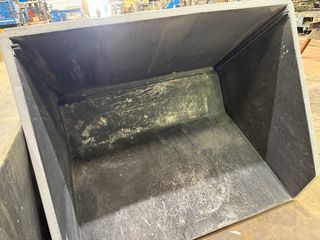 Tolva Volteador para Lodos